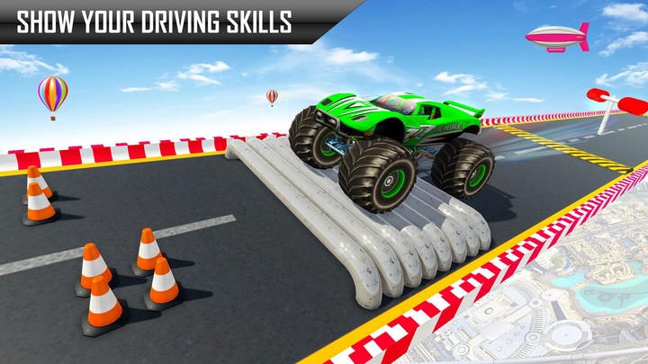 Police Monster Truck Stunt Car_playmods.games